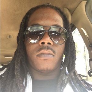 Meet your Posher, Thomas